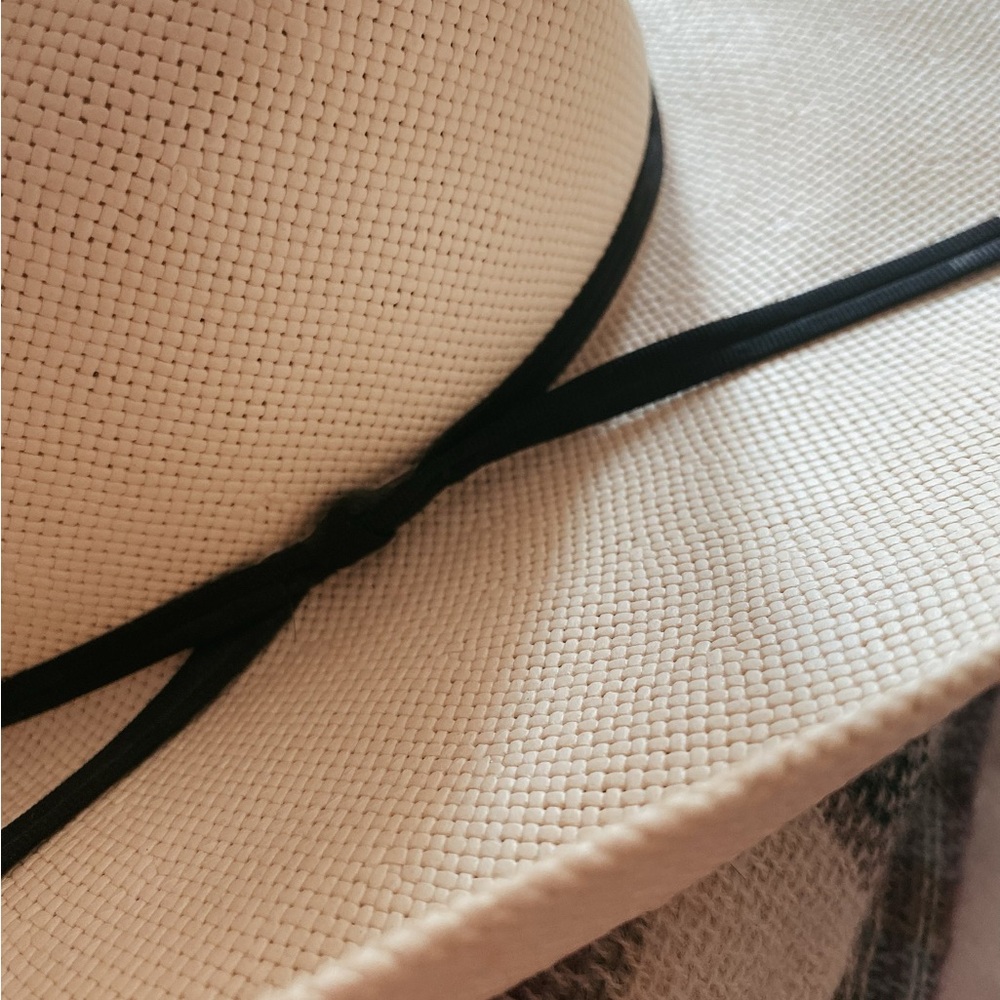 Resistol Quarter Horse long oval cowboy hat - Picture 5 of 13